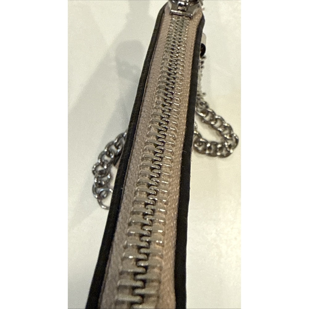 GUESS Floral Pattern Chain Pouch Long Wallet - Picture 16 of 16